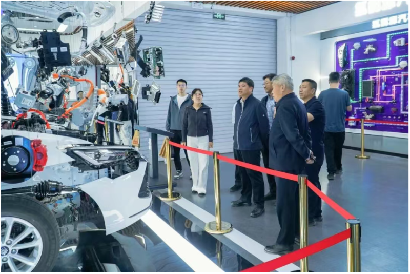 新闻速递 | 承德应用技术职业学院院长王兴华到我院调研交流